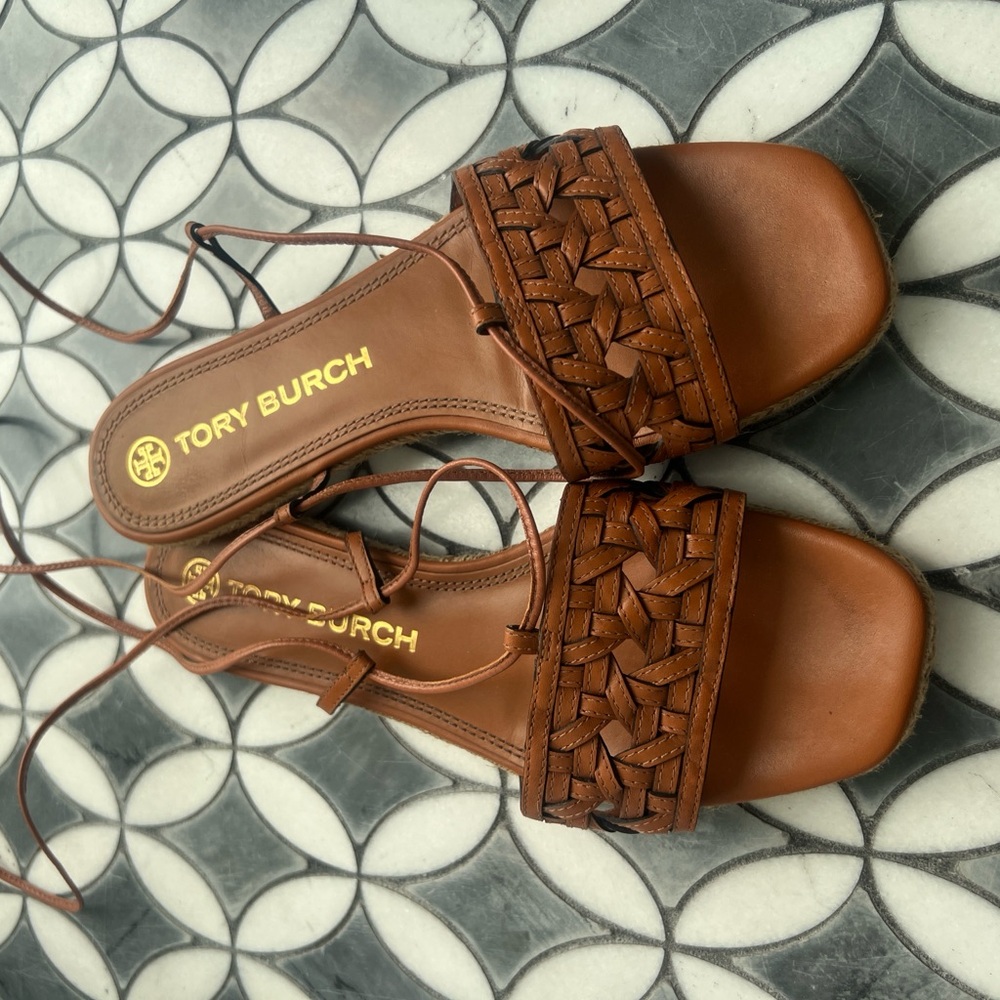Tory Burch Caning Ankle Wrap Sandals Size 8.5 - hardly used.
